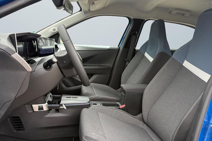 Blå Opel Frontera fra 2025