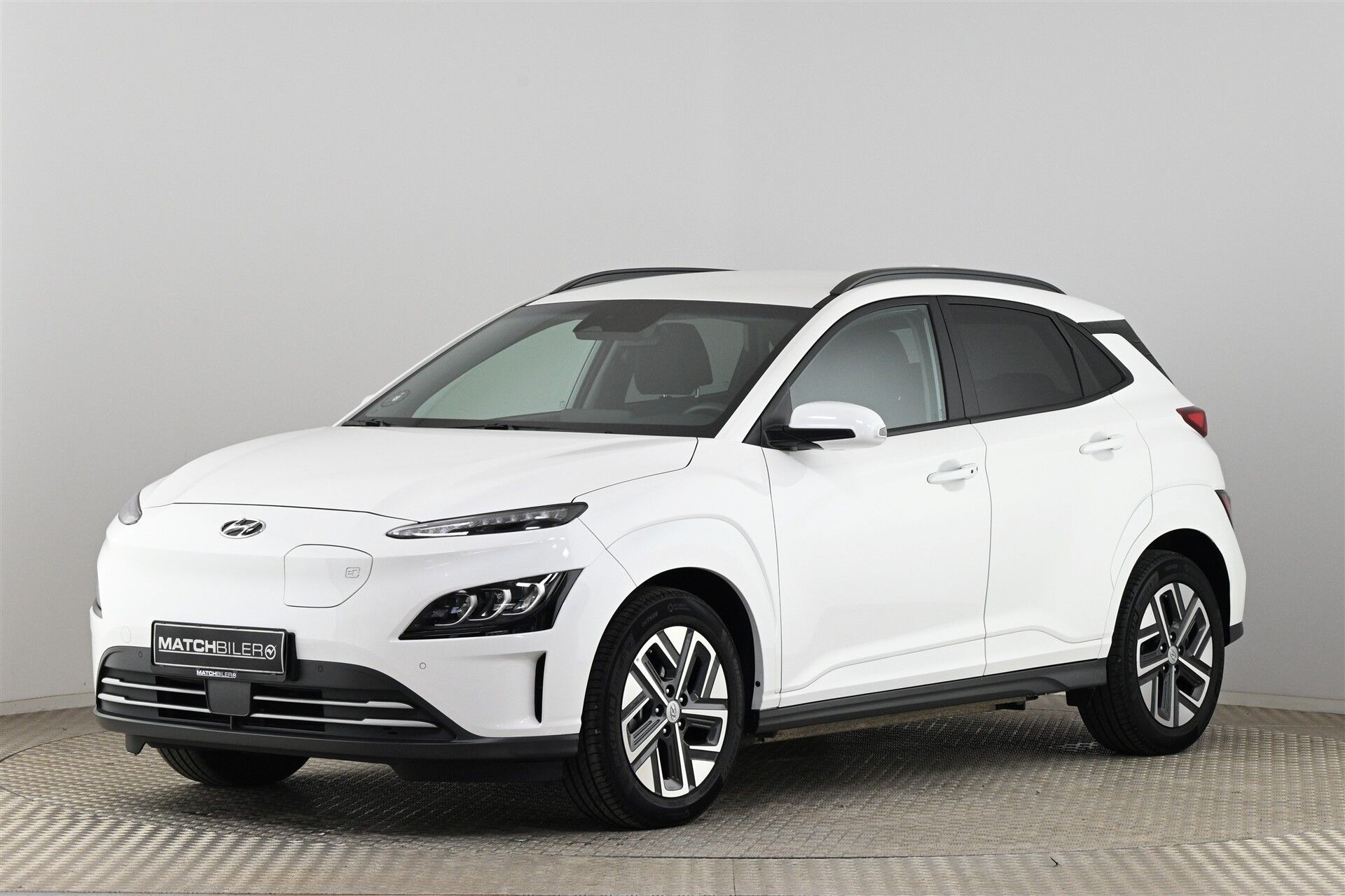 Hvid Hyundai Kona fra 2023