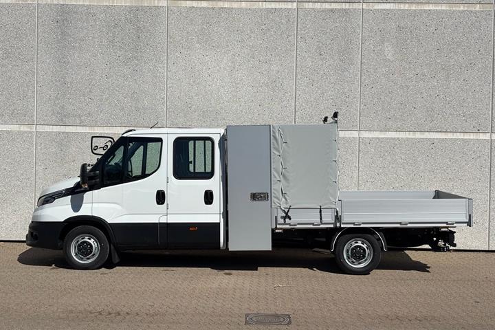Hvid Iveco Daily fra 2026