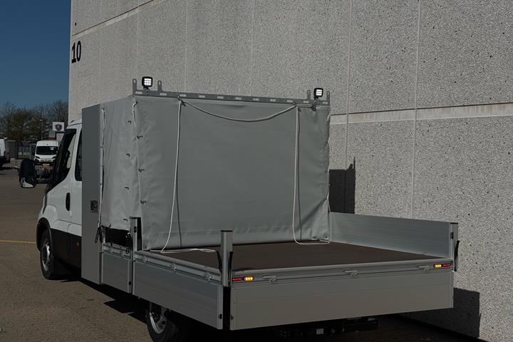 Hvid Iveco Daily fra 2026