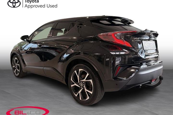 Sort Toyota C-HR fra 2019