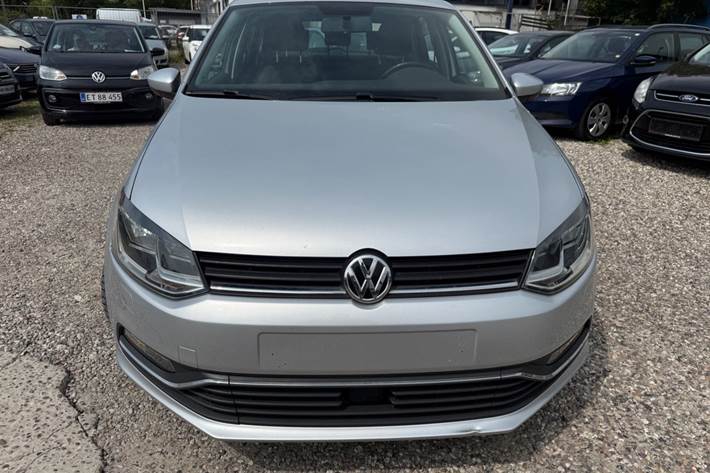 Sølv VW Polo fra 2015