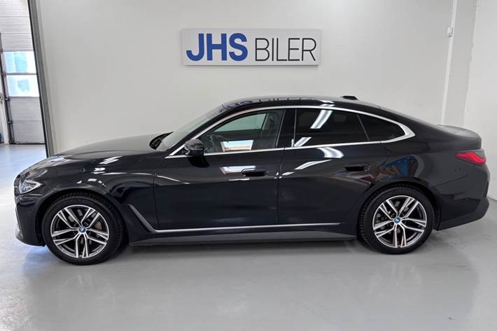 Sort BMW i4 fra 2022