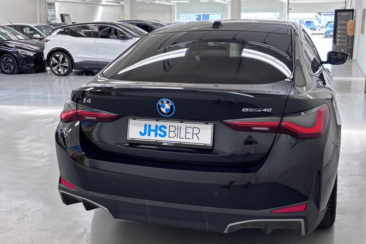 Sort BMW i4 fra 2022