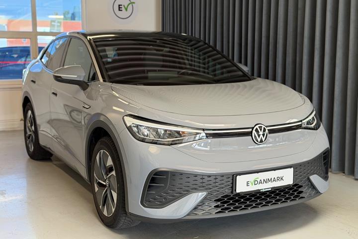 Grå VW ID.5 fra 2022 set udefra