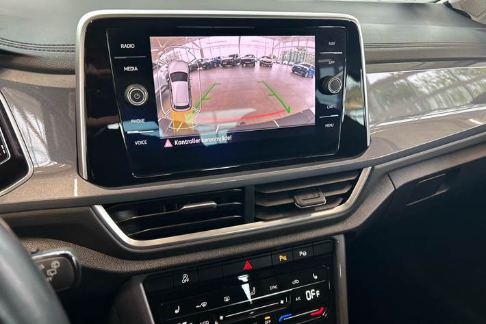 Grå VW T-Roc fra 2022