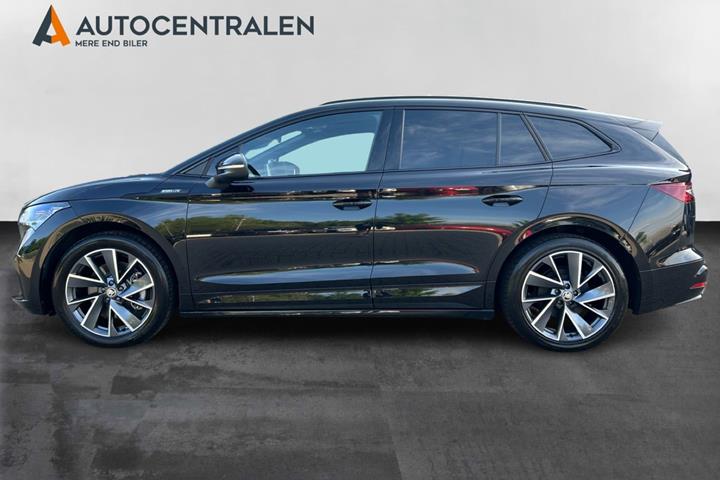 Sort Skoda Enyaq fra 2025