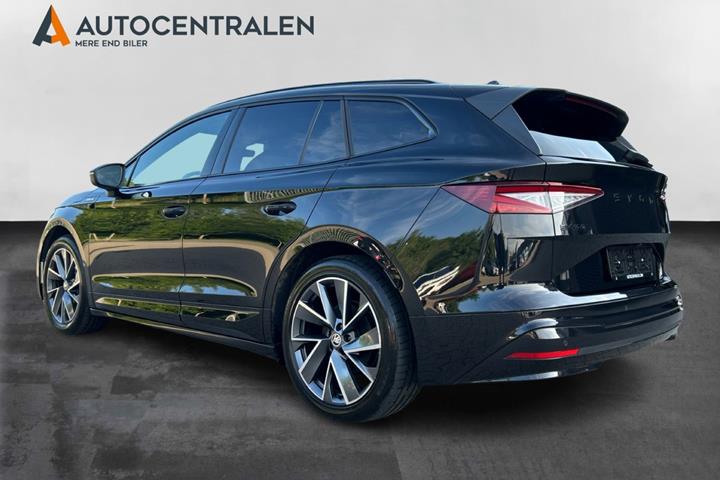 Sort Skoda Enyaq fra 2025