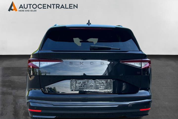 Sort Skoda Enyaq fra 2025