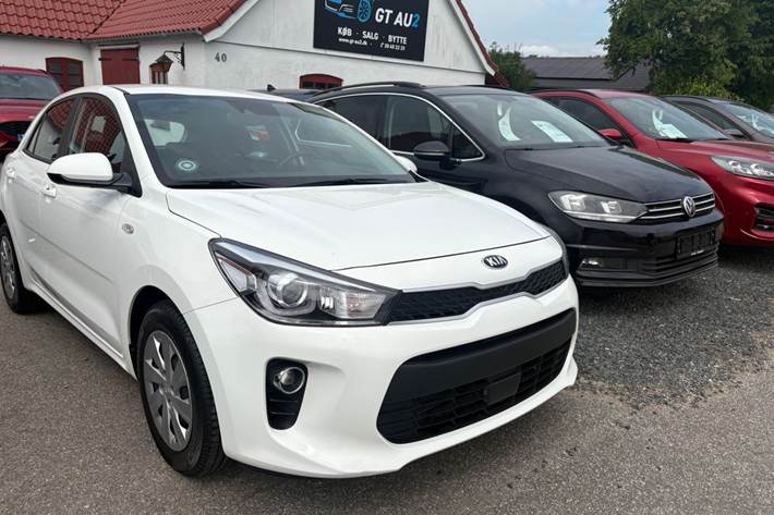 Hvid Kia Rio fra 2017