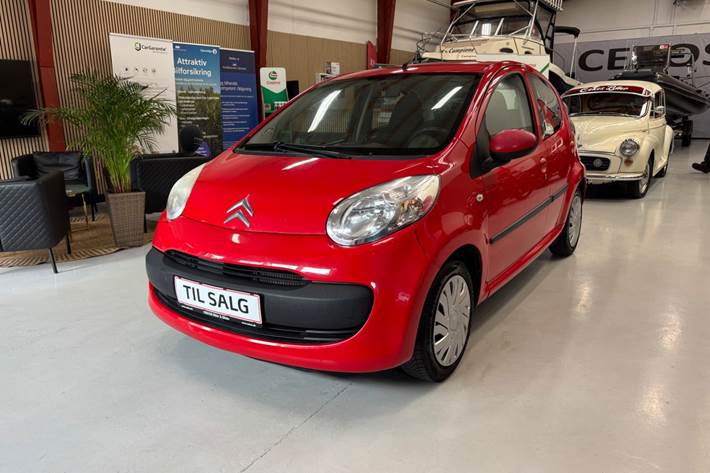 Rød Citroën C1 fra 2009