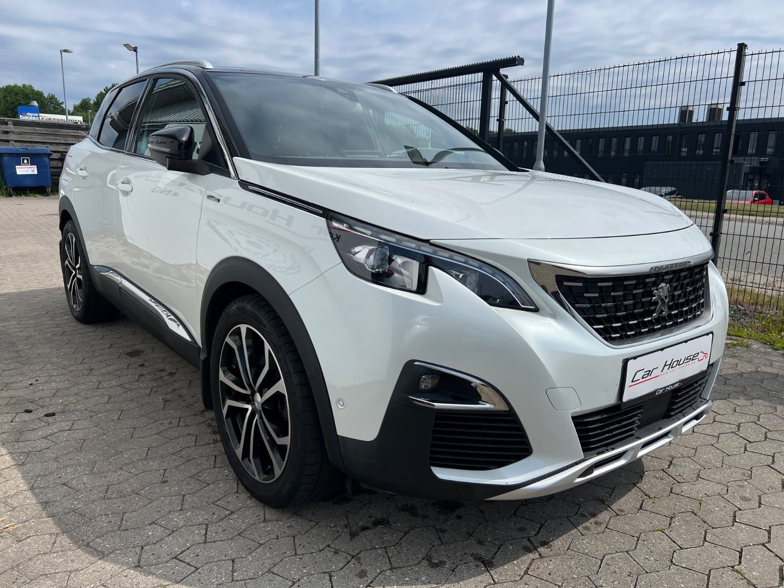 Hvid Peugeot 3008 fra 2017