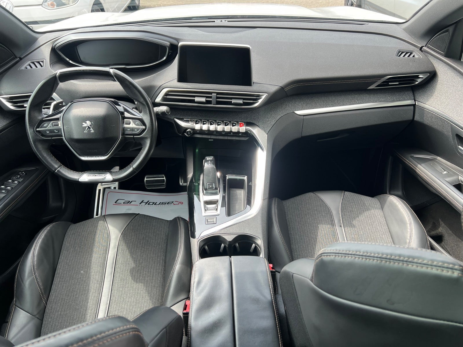 Hvid Peugeot 3008 fra 2017