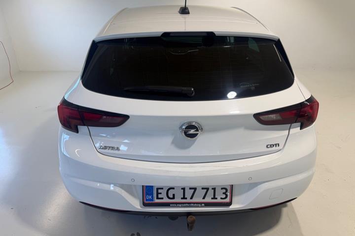 undefined Opel Astra fra 2017