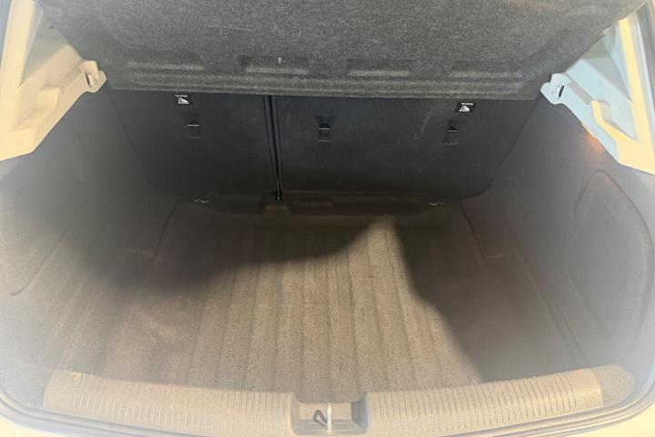 undefined Opel Astra fra 2017