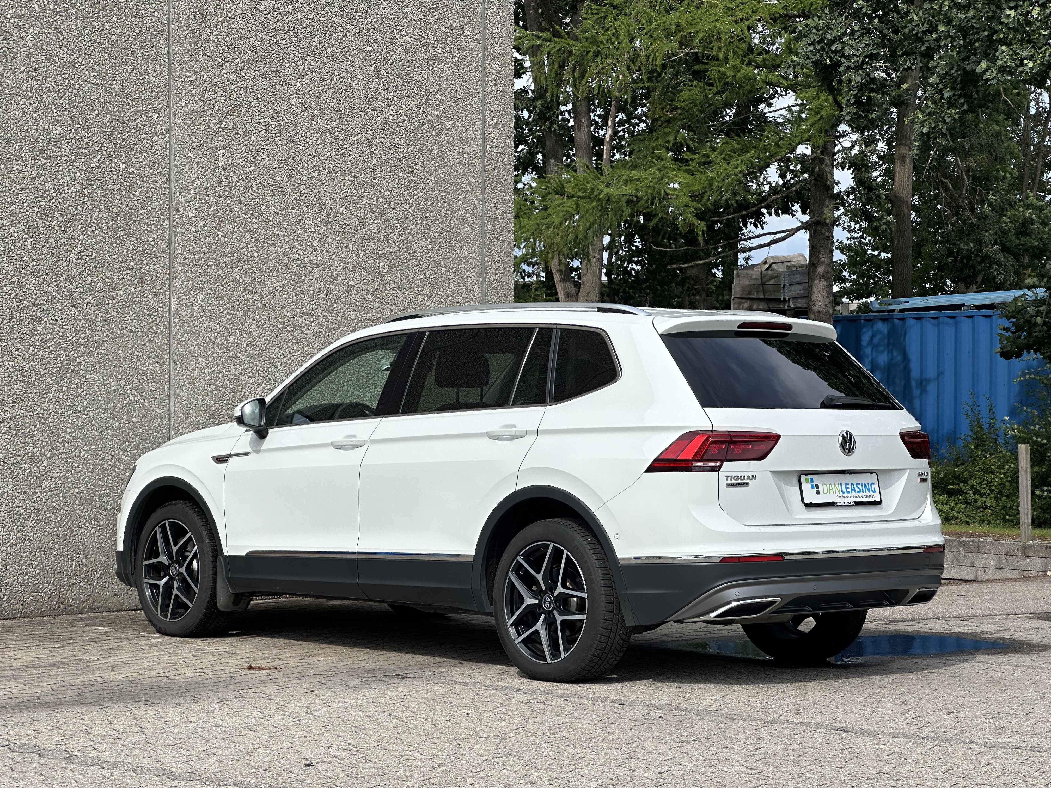 Hvid VW Tiguan Allspace fra 2016