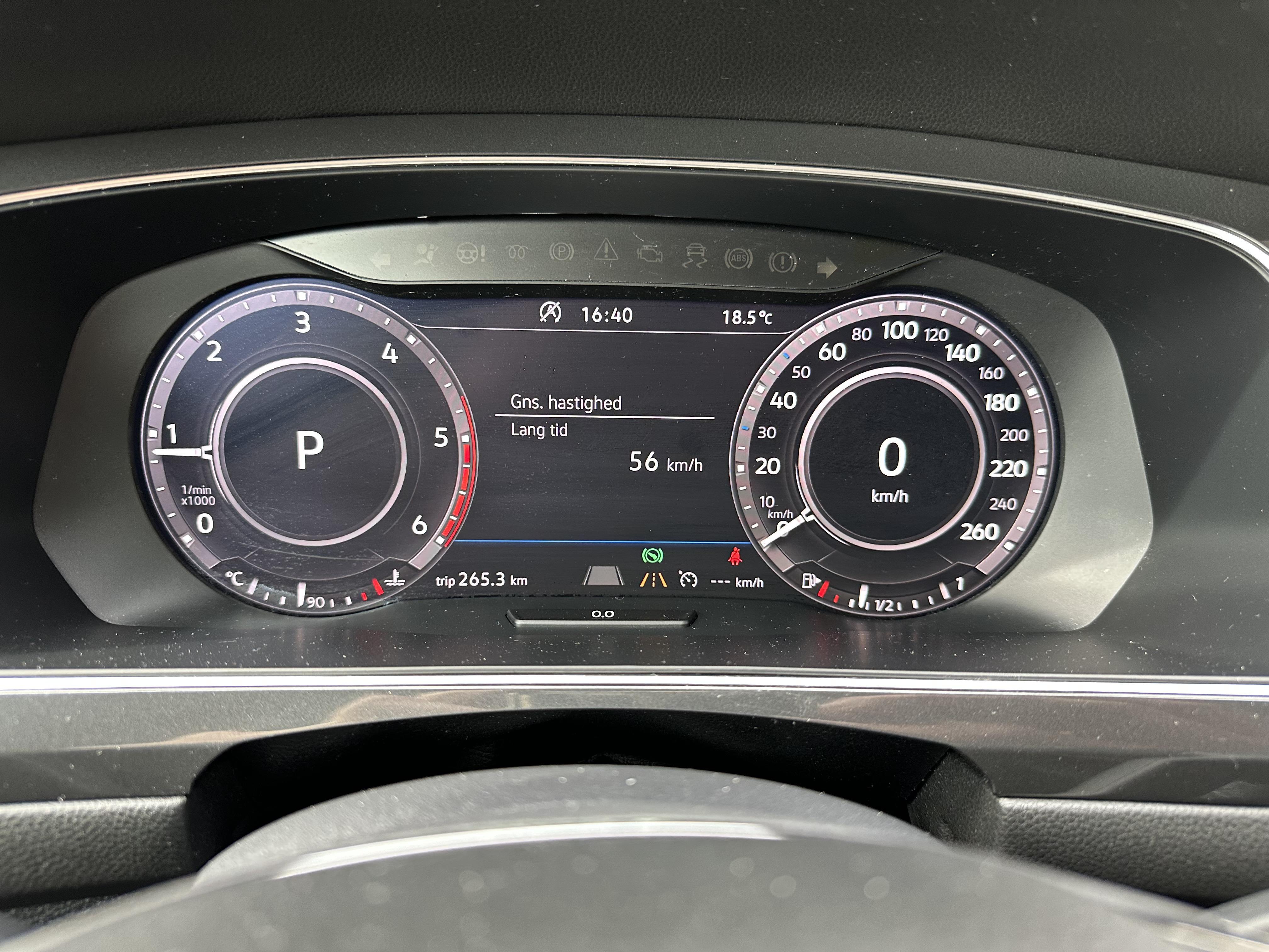 Hvid VW Tiguan Allspace fra 2016