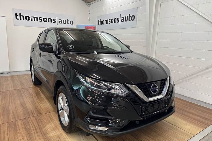 Sort Nissan Qashqai fra 2018