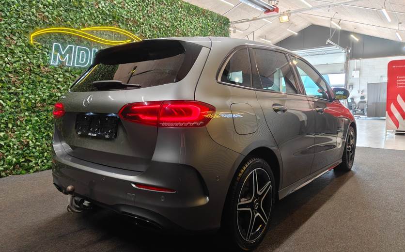 Mercedes B250 e