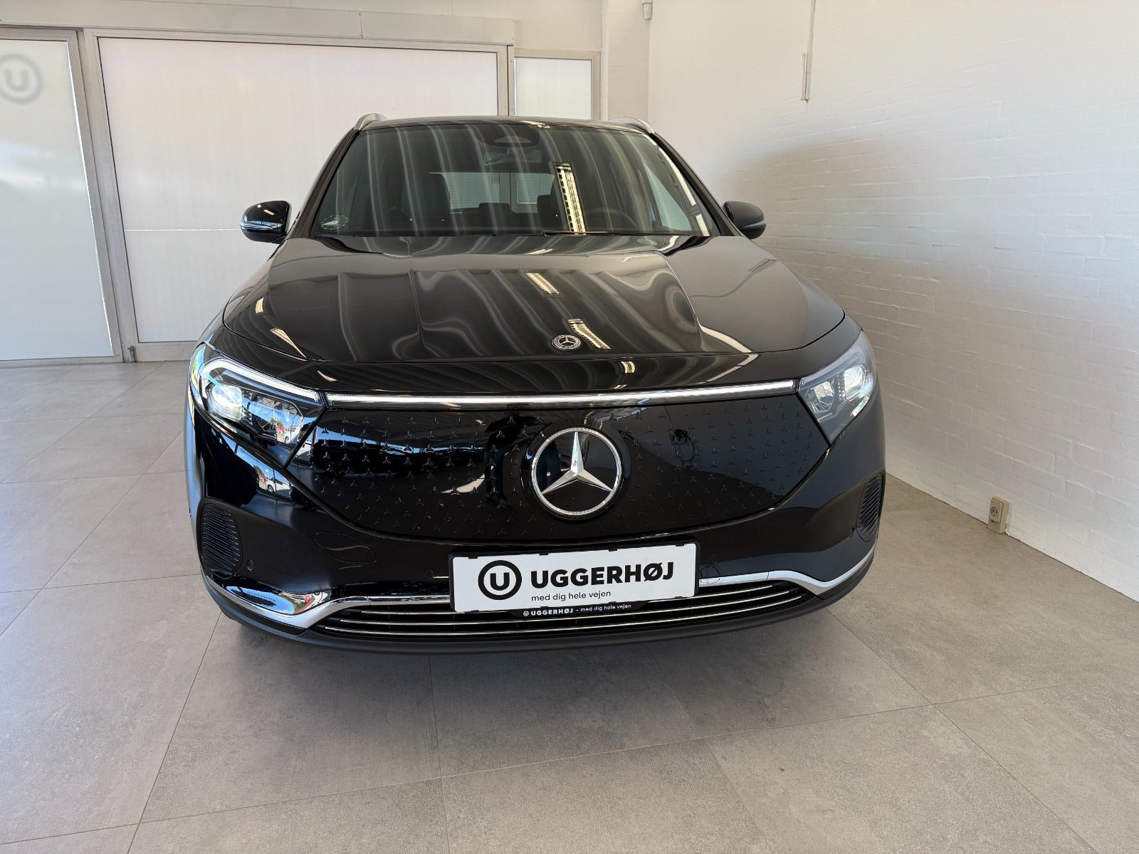 Sort Mercedes EQA250+ fra 2024