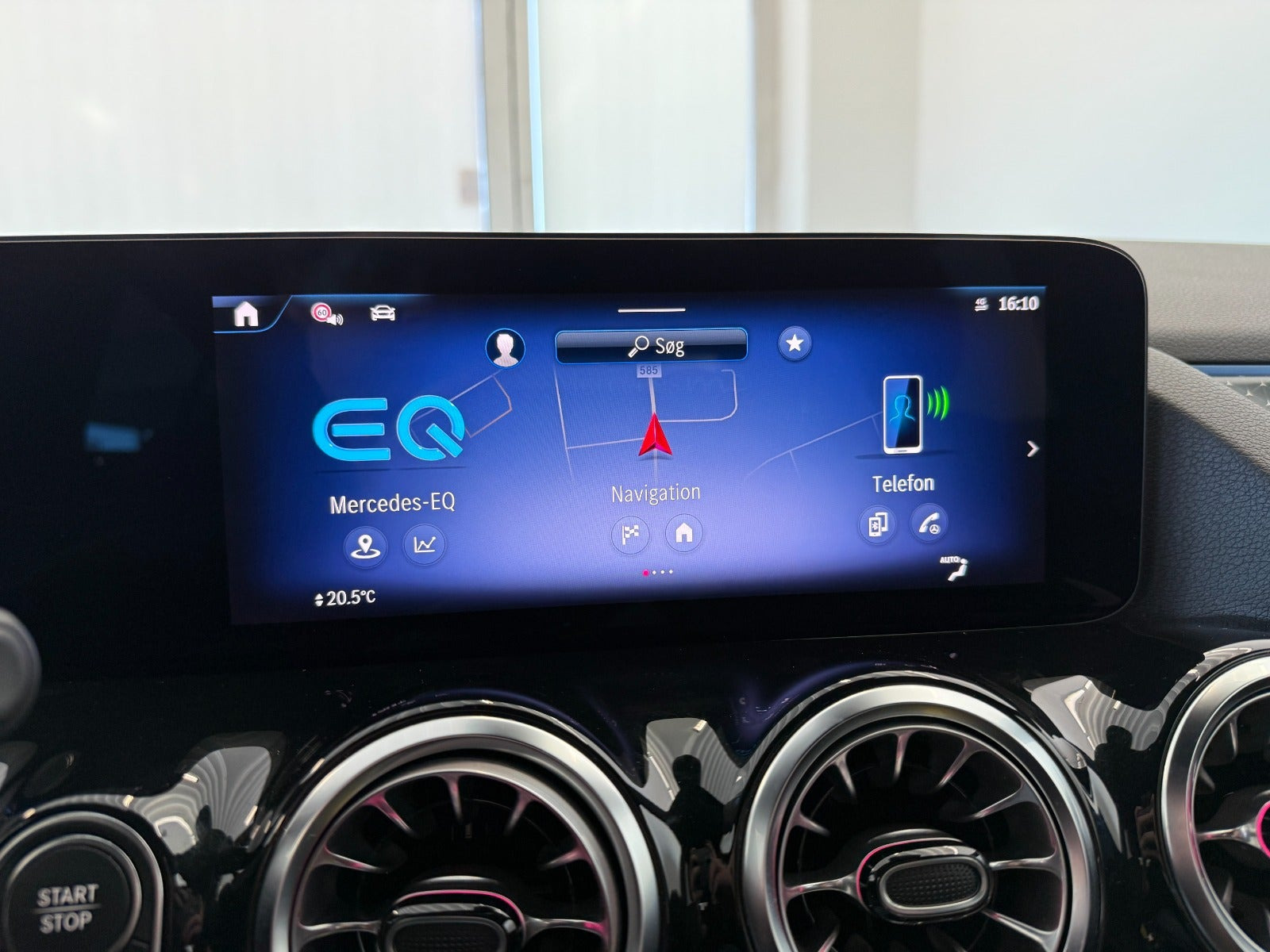 Sort Mercedes EQA250+ fra 2024