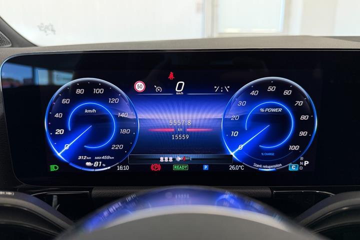 Sort Mercedes EQA250+ fra 2024