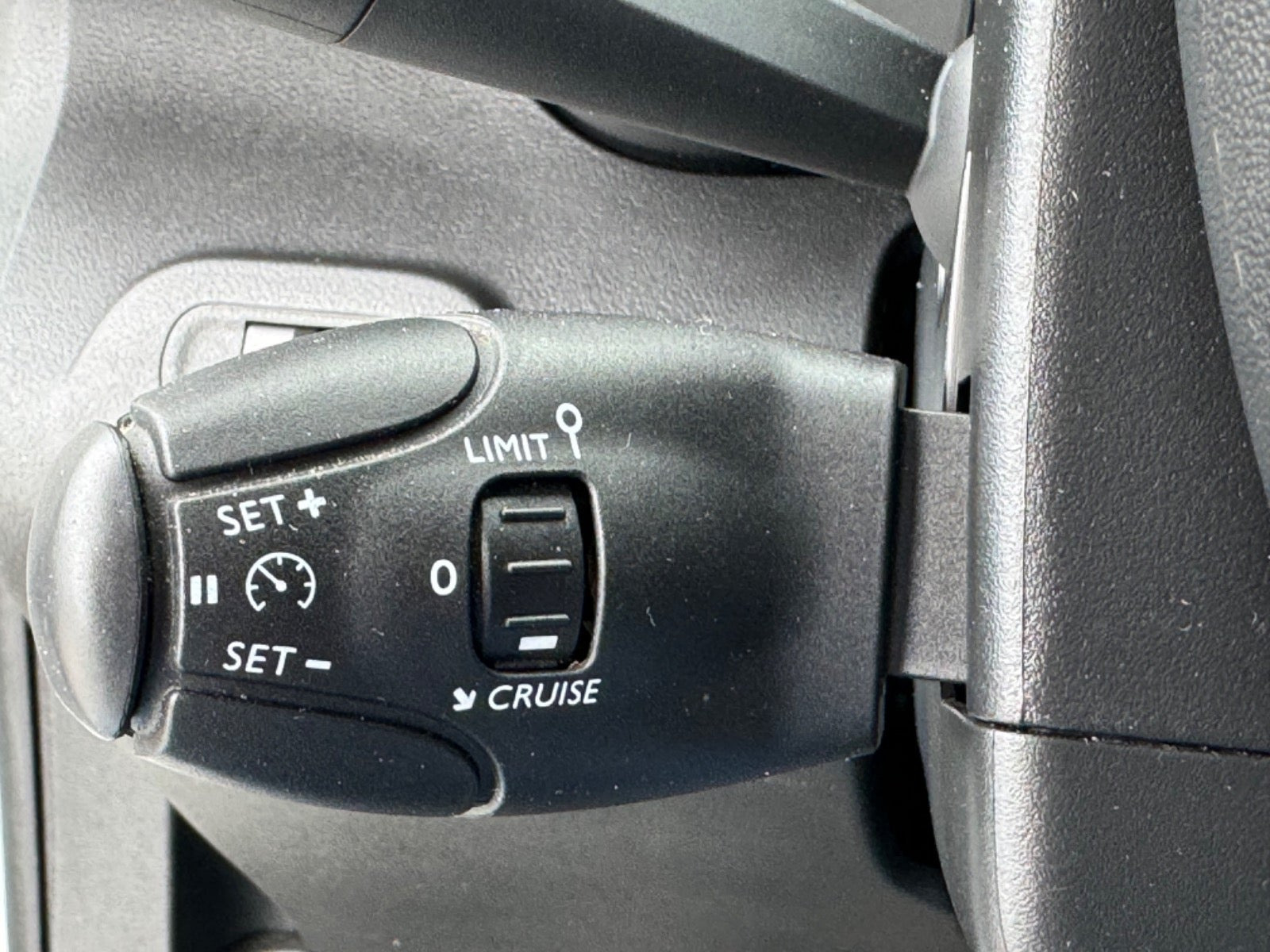 Hvid Toyota ProAce City fra 2021