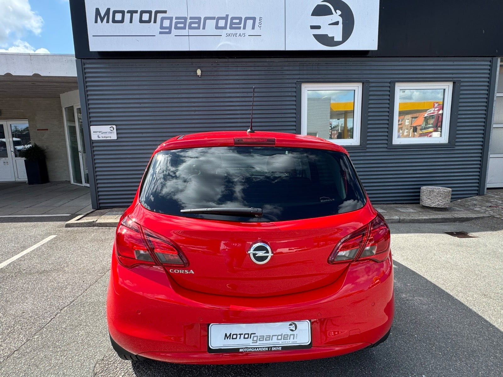 Rød Opel Corsa fra 2019