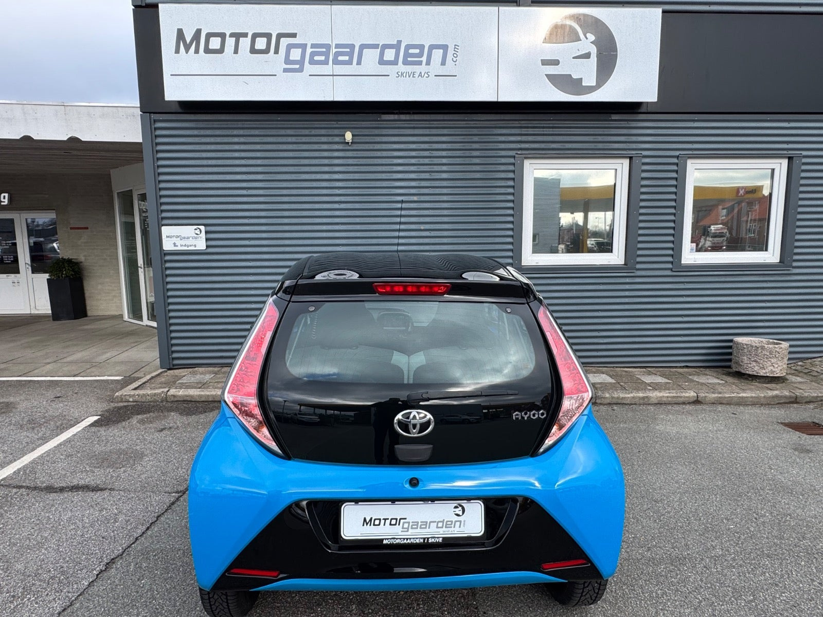 Blå Toyota Aygo fra 2015