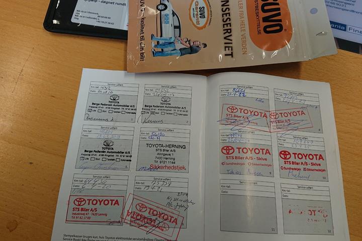 Blå Toyota Aygo fra 2015