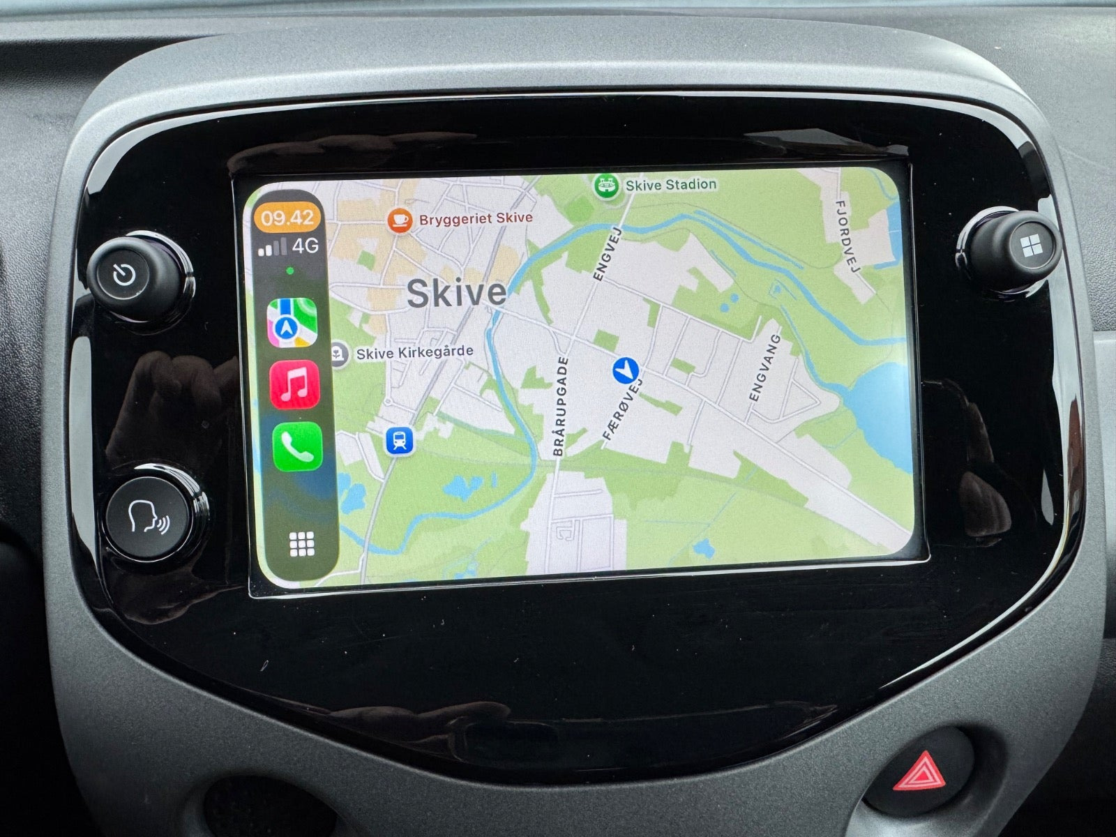 Grå Toyota Aygo fra 2021
