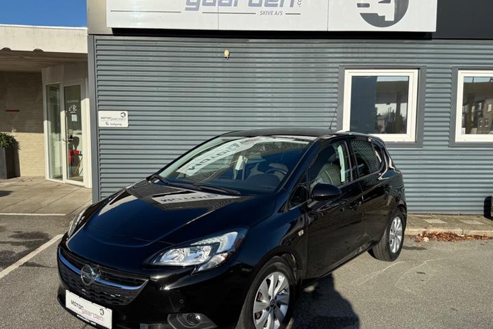 Sort Opel Corsa fra 2019 set udefra