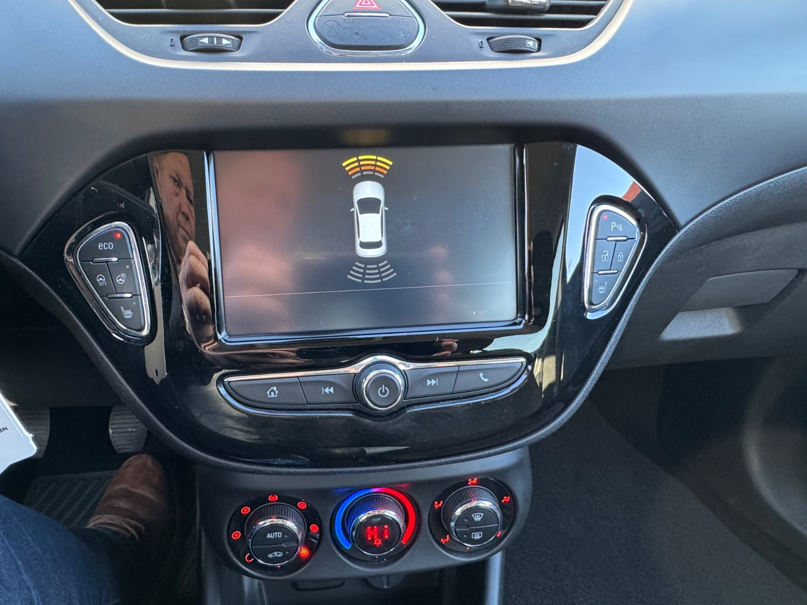 Sort Opel Corsa fra 2019