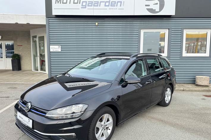 Sort VW Golf VII fra 2020