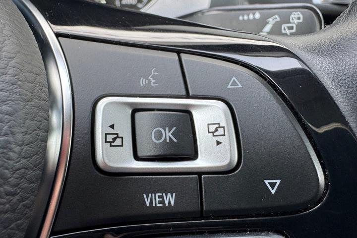Sort VW Golf VII fra 2020