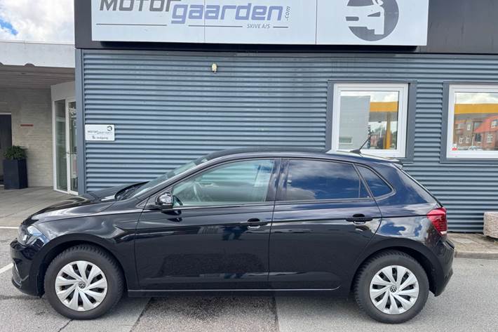 Sort VW Polo fra 2021