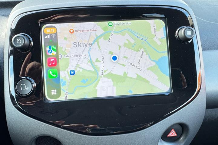 Rød Toyota Aygo fra 2021