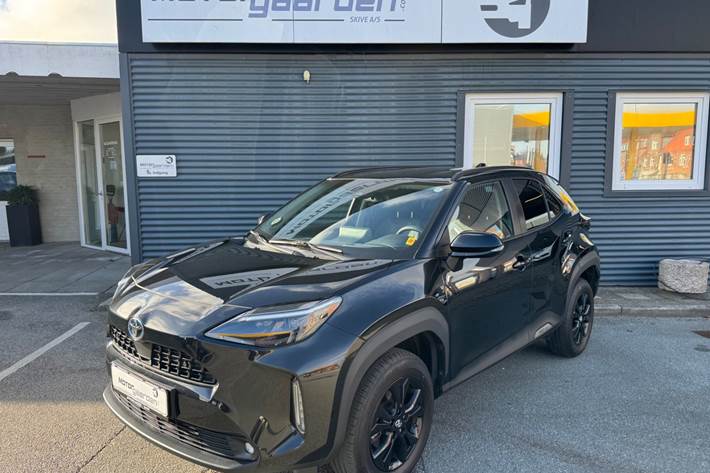 Sort Toyota Yaris Cross fra 2023
