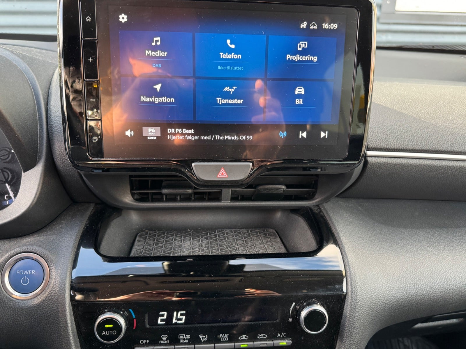 Sort Toyota Yaris Cross fra 2023