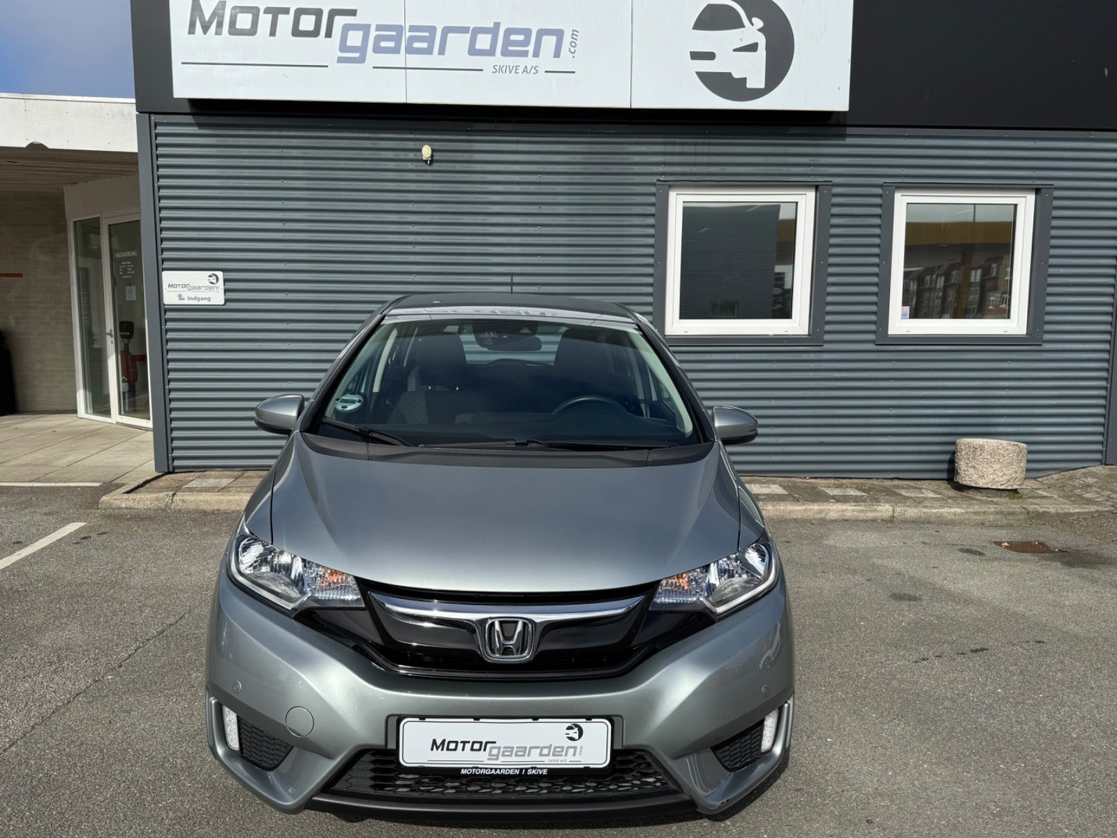 Grå Honda Jazz fra 2016