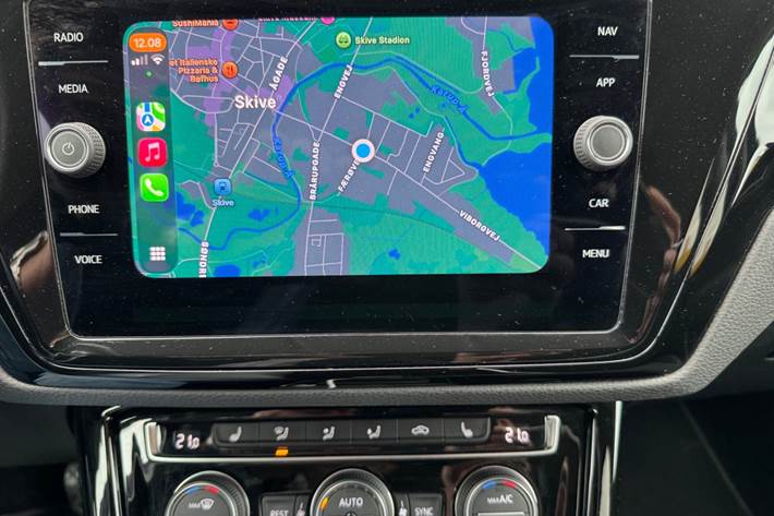 Blå VW Touran fra 2022