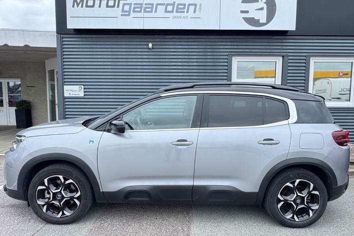 Grå Citroën C5 Aircross fra 2023