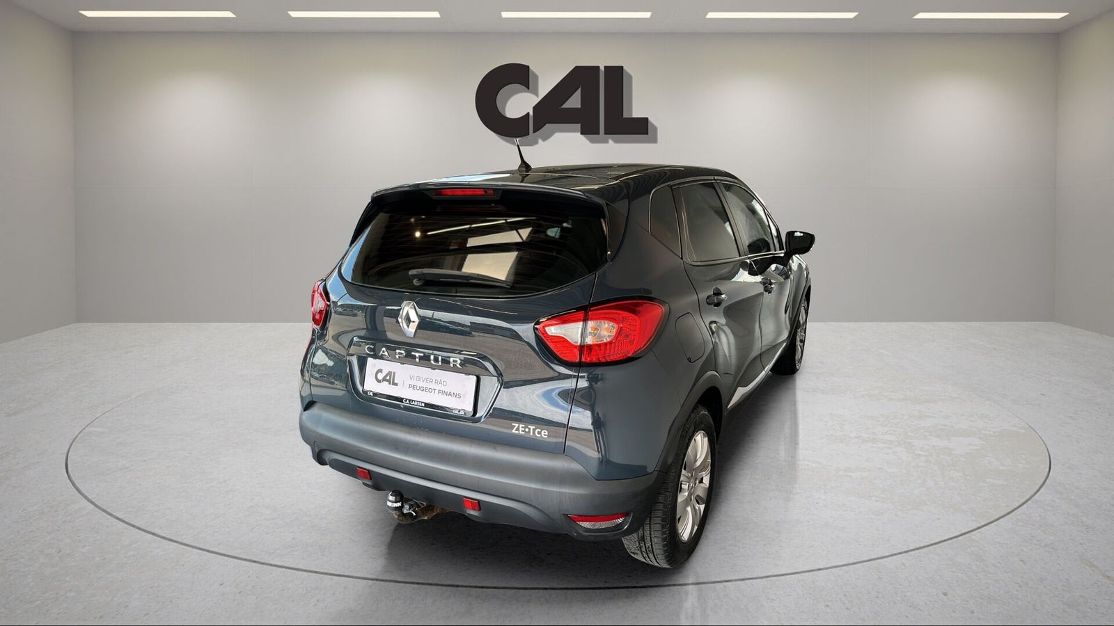 Blå Renault Captur fra 2014