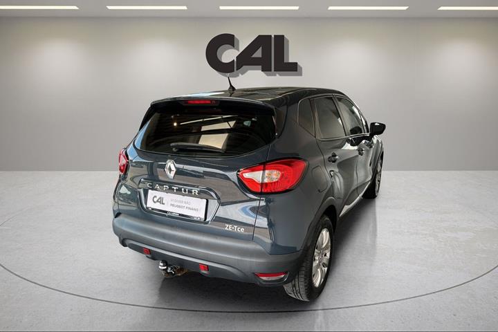 Blå Renault Captur fra 2014