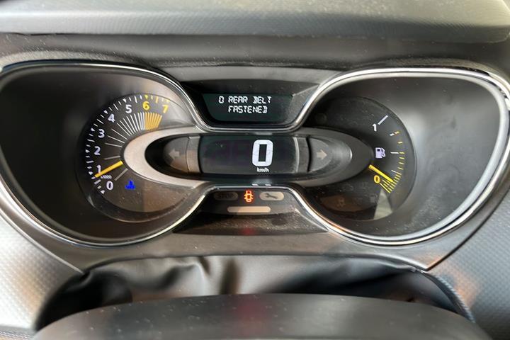Blå Renault Captur fra 2014