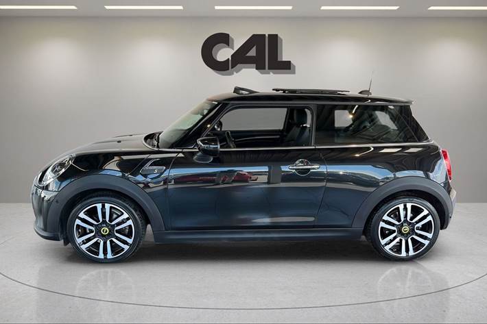 Sort Mini Cooper SE fra 2023