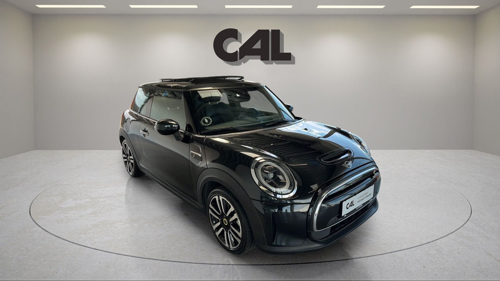 Sort Mini Cooper SE fra 2023