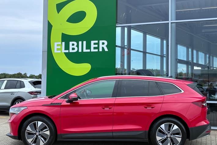 Rød Skoda Enyaq fra 2022