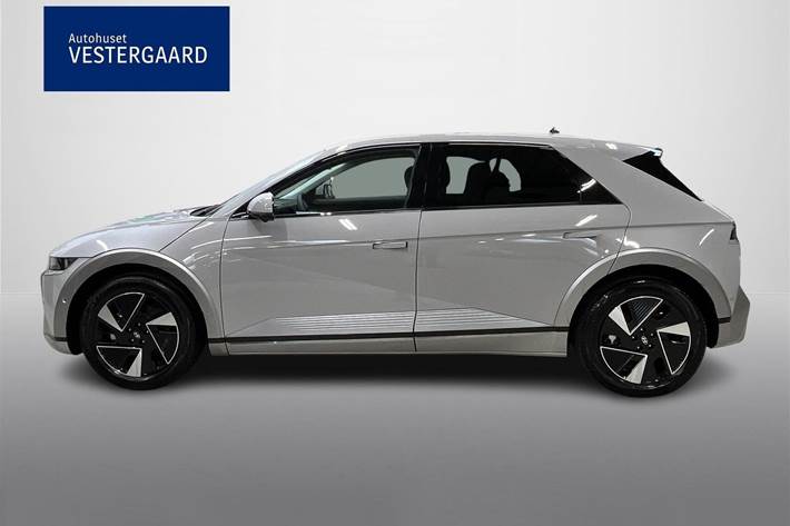 Sølv Hyundai Ioniq 5 fra 2026