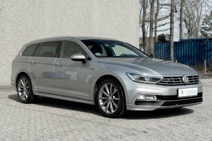 Grå VW Passat fra 2016